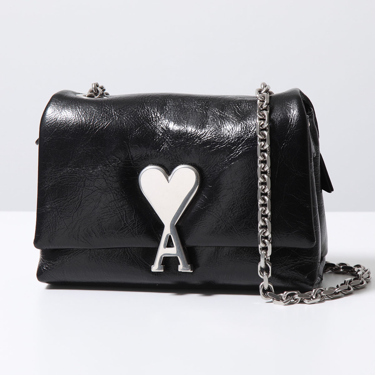 ami parisショルダー黒いナイロンボディバッグ ハートロゴ付き ami