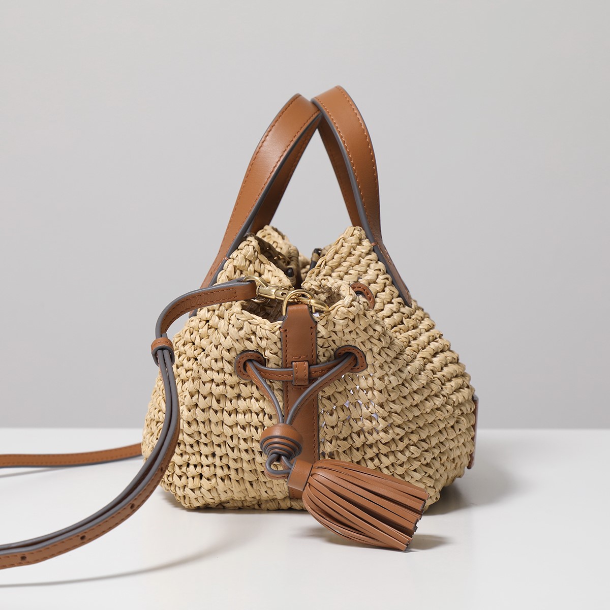 楽天市場】ANYA HINDMARCH アニヤハインドマーチ かごバッグ Small