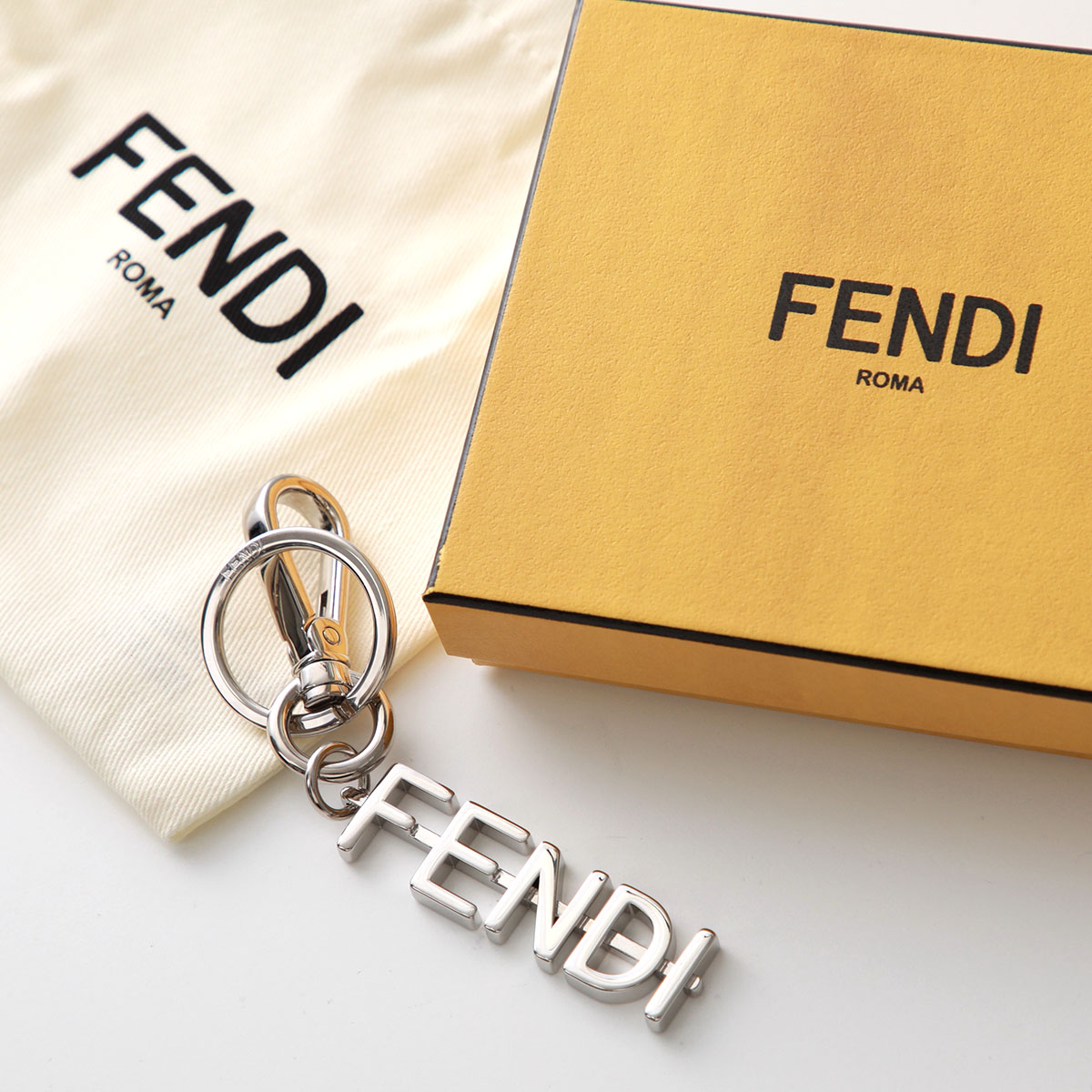 楽天市場】FENDI フェンディ キーホルダー 7AP075 B08 レディース
