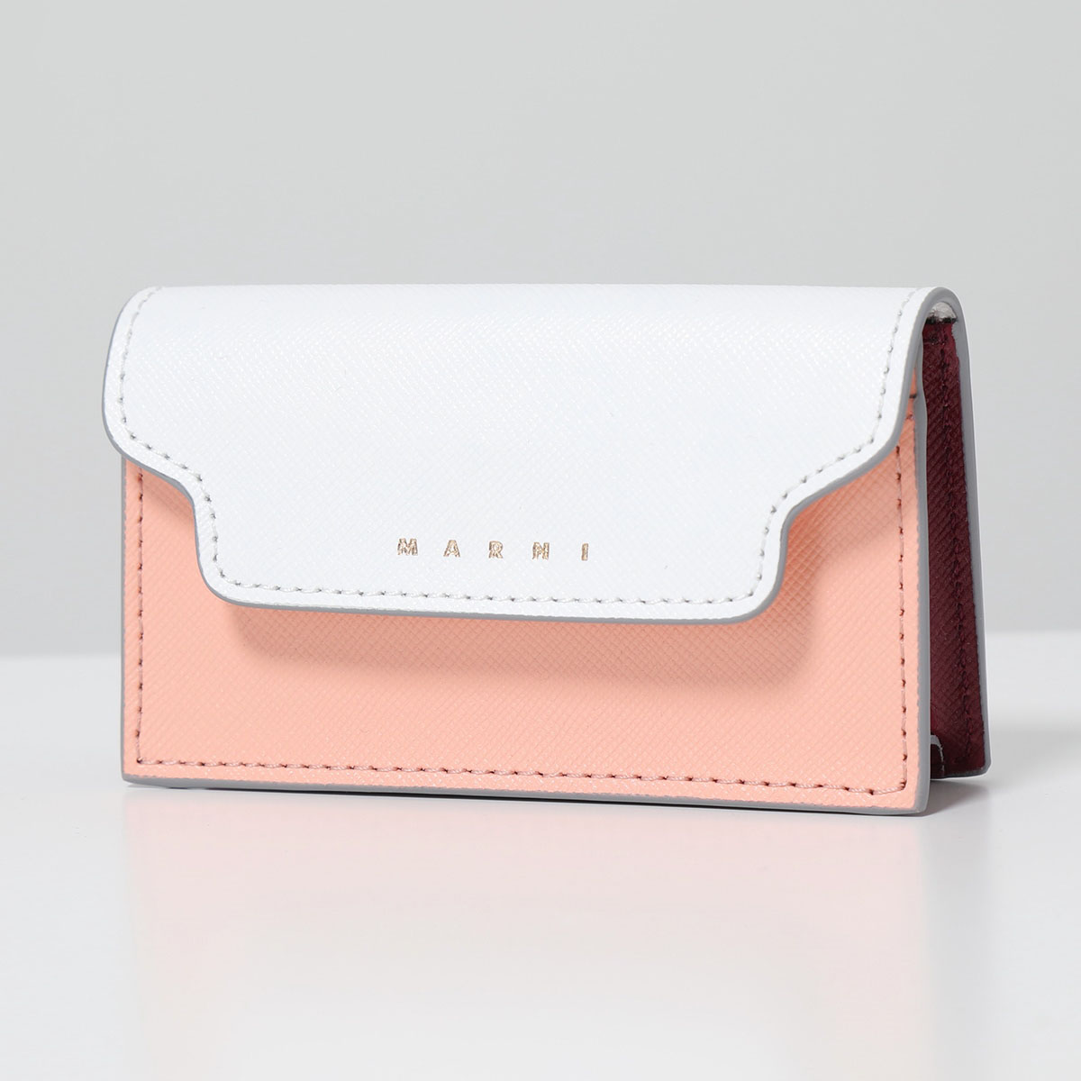 楽天市場】MARNI マルニ カードケース PFMOT05U21 LV520 レディース