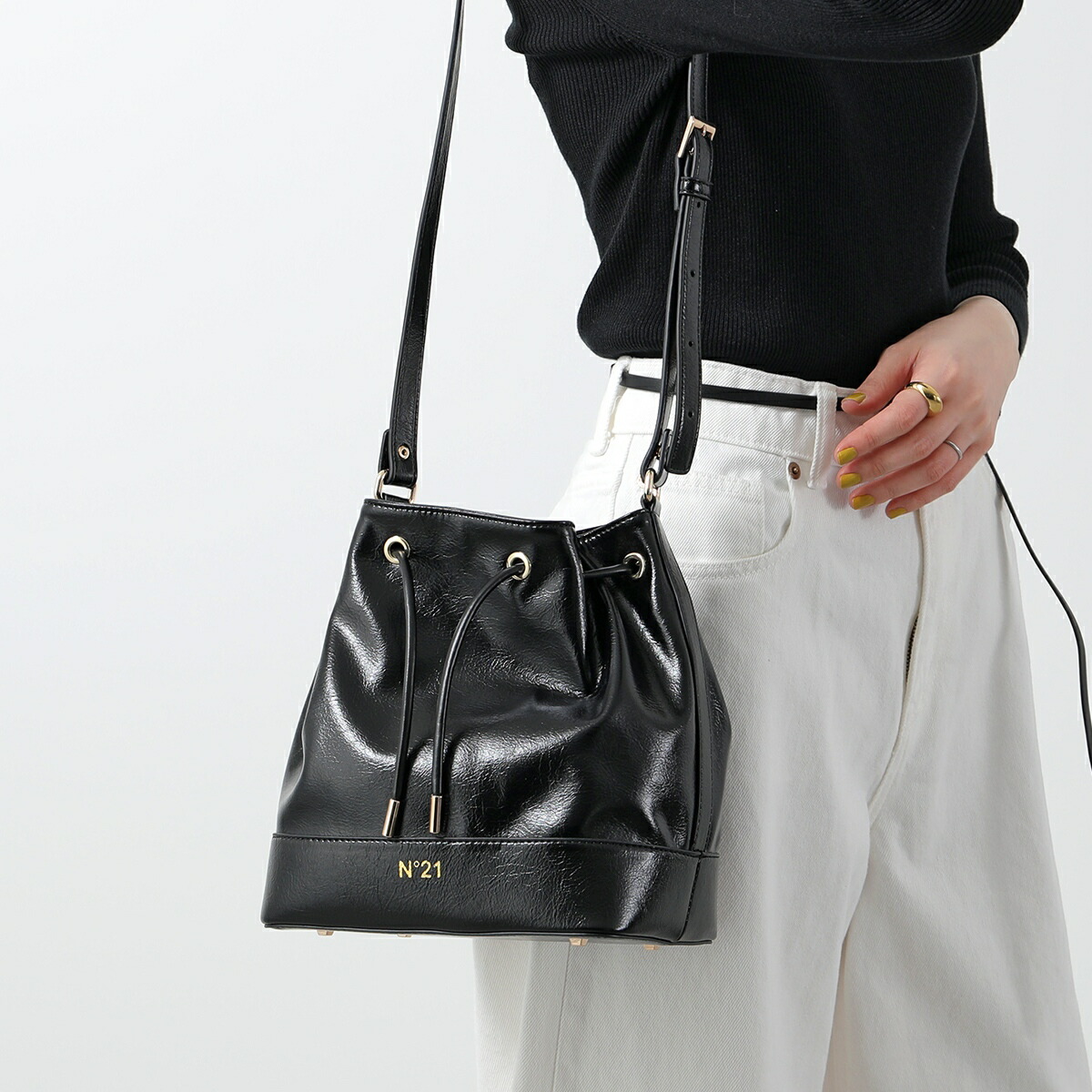 楽天市場】N°21 KIDS ヌメロヴェントゥーノ キッズ ショルダーバッグ