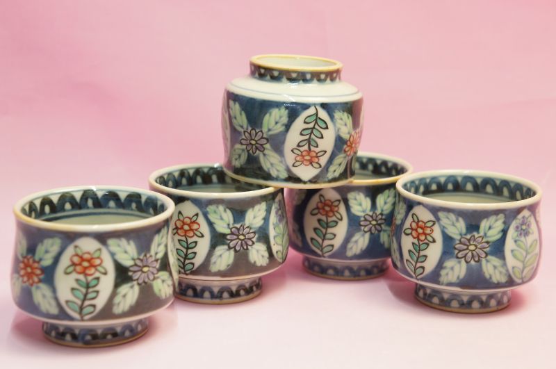 楽天市場】六代 佐藤走波 染錦草花文 湯呑5客揃 : 食器のみつはた