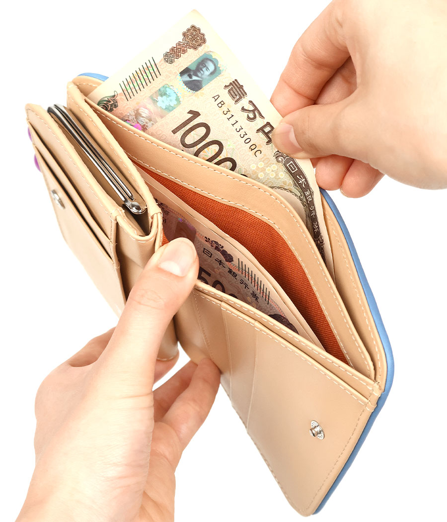 楽天市場】二つ折り財布 外付け小銭入れ がま口 アニマル 犬 ネコ 刺繍