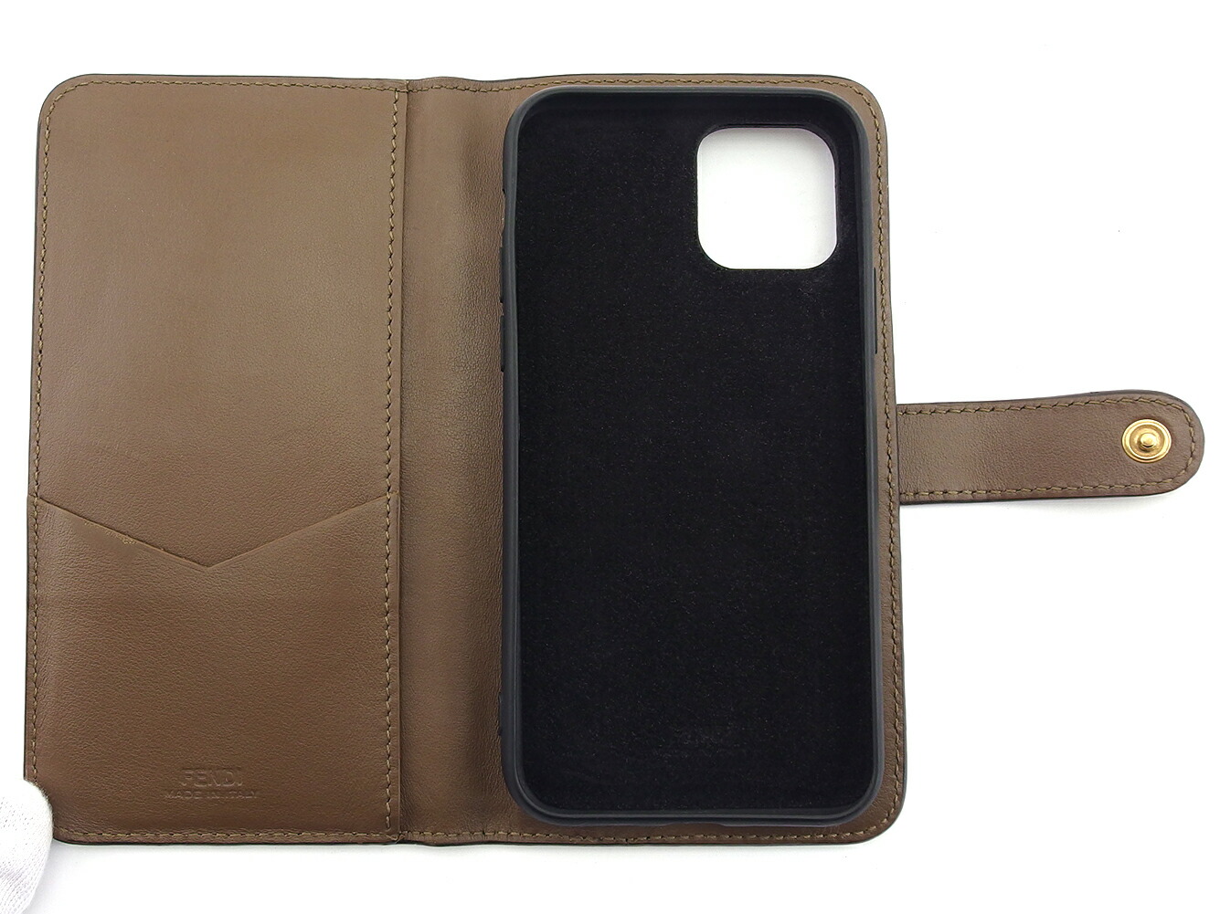 楽天市場】【BIG SALE☆30％OFFクーポン】フェンディ iPhoneケース