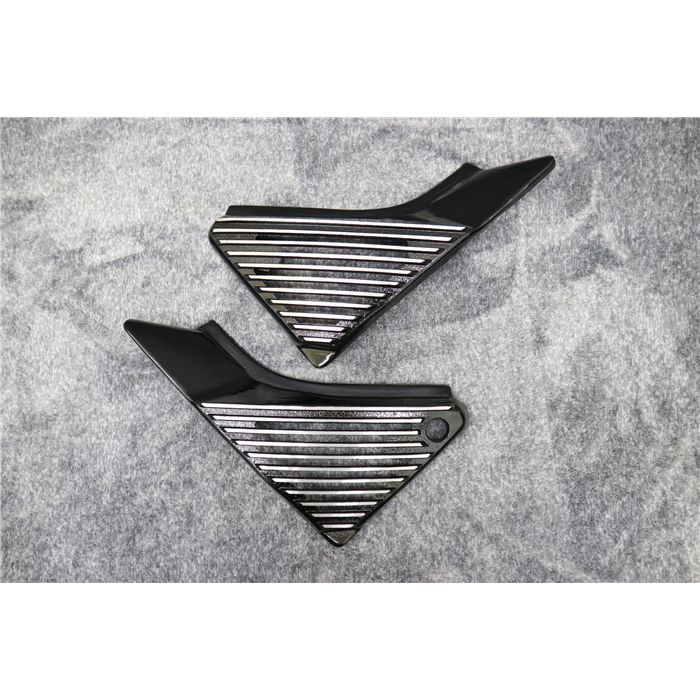 楽天市場】ゼファー400 外装 セット 黒 タンク アルフィン サイド