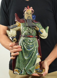 楽天市場】石湾陶器 関聖帝君 関羽像 陶器置物 関帝 関羽雲長 武廟