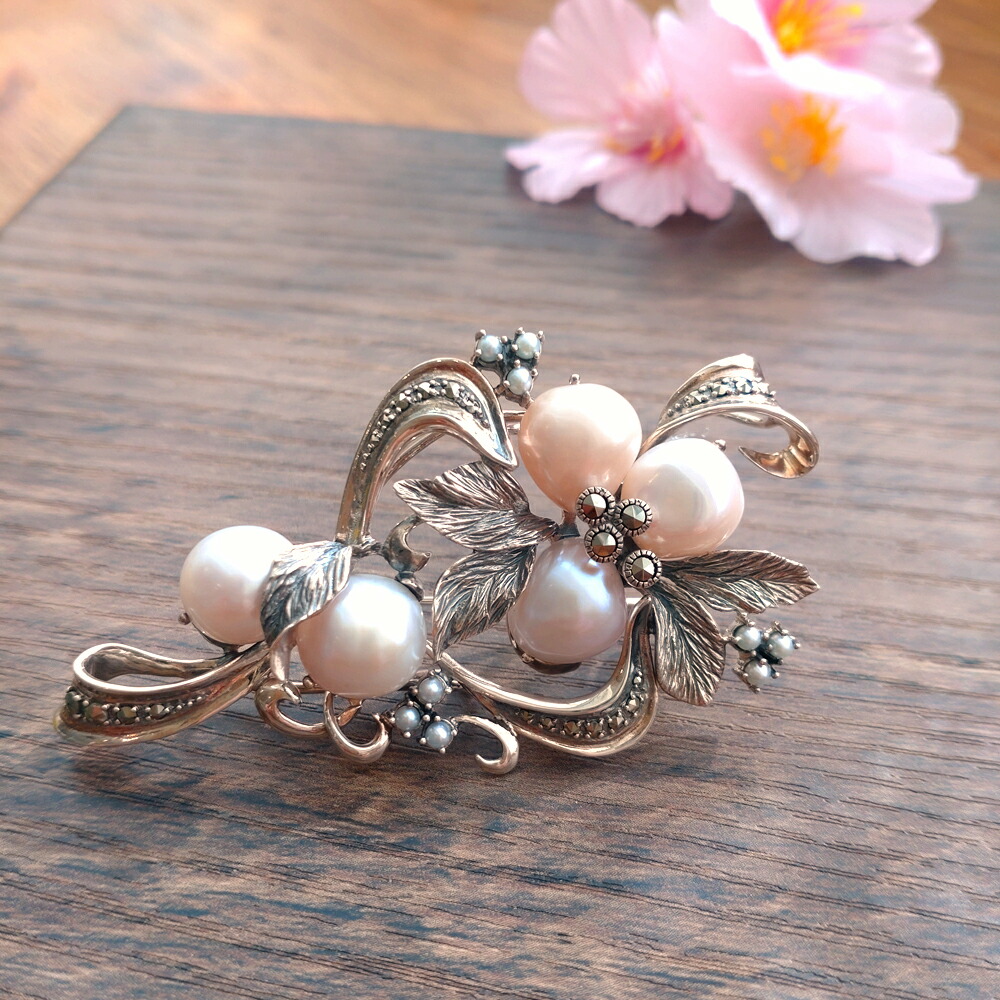 楽天市場】【碌山】 シルバー バロックパール ブローチ シルバー 結婚