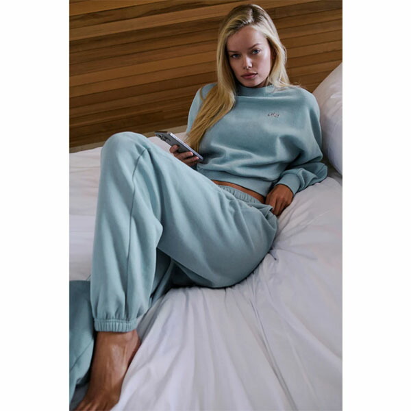 楽天市場】☆ALO yoga☆正規品米国より直輸入 クロップドアコレード