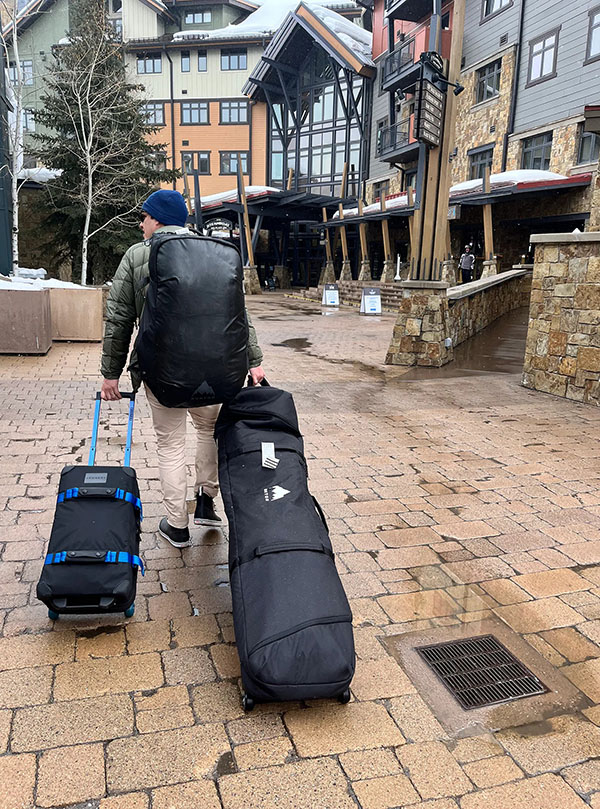 楽天市場】送料無料 ボードケース BURTONバートン Wheelie Gig Board