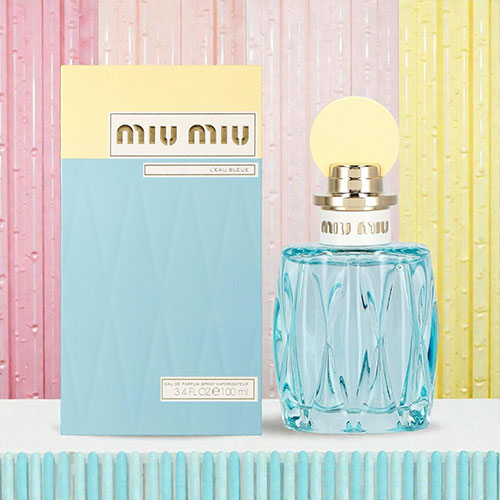 楽天市場】【マラソン当店最大15倍】キャロライナ ヘレラ CAROLINA