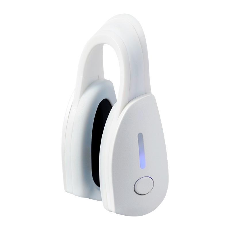 楽天市場】【4月中旬入荷予定・ご予約受付中】鼻専用の美顔器 LUXCEAR