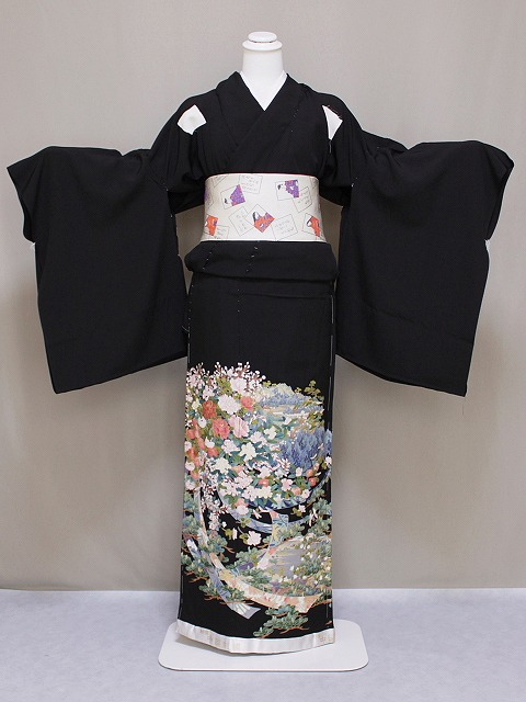 楽天市場】刺繍柄の正絹江戸妻 未仕立 江戸褄 正絹黒留袖 豪華な柄