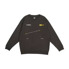 楽天市場】SixTONES 【 YOUNG トレーナー 】 YOUNG OLD 2025