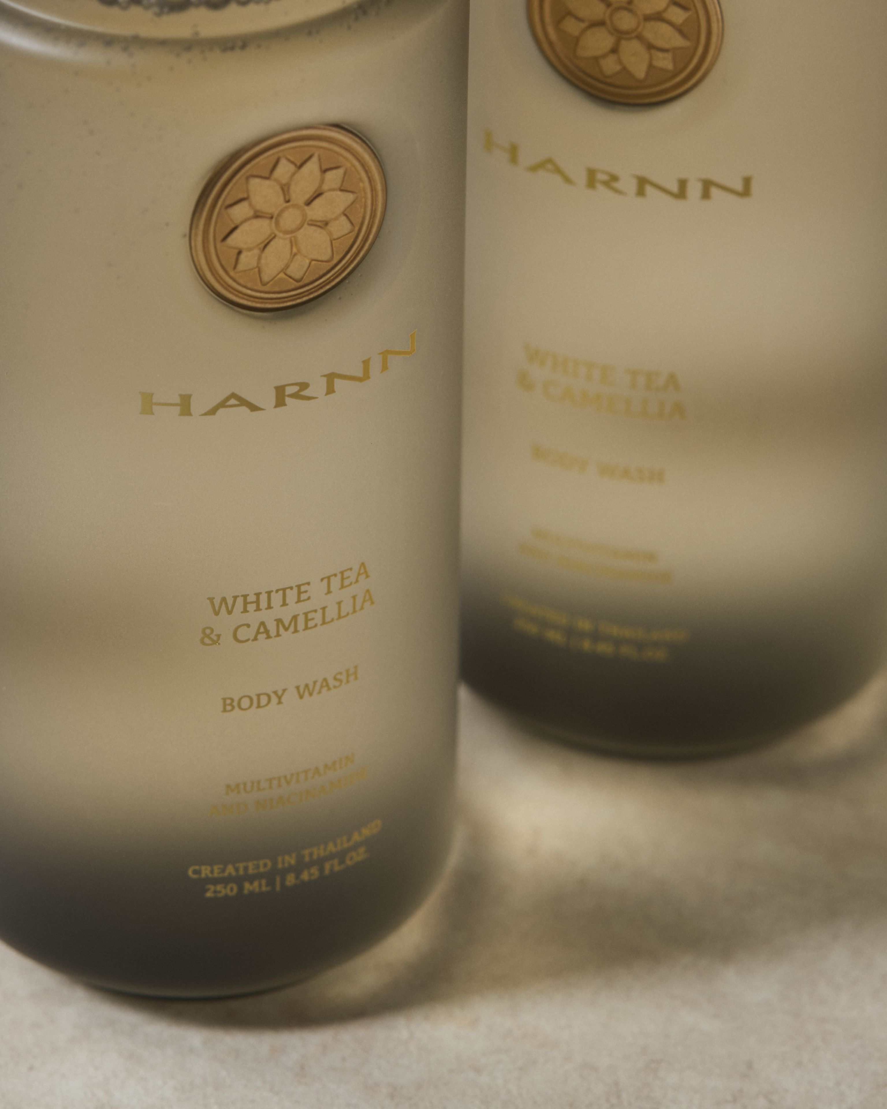 楽天市場】公式ショップ HARNN [ハーン] ホワイトティー・ツボ草エキス