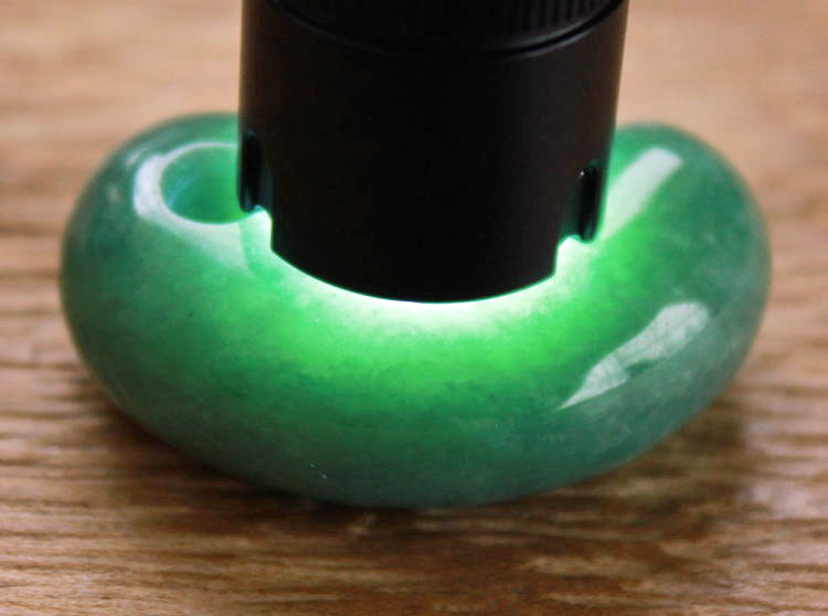 楽天市場】糸魚川翡翠勾玉 M04822元粋 作37.8mm*23mm*13mm : 糸魚川