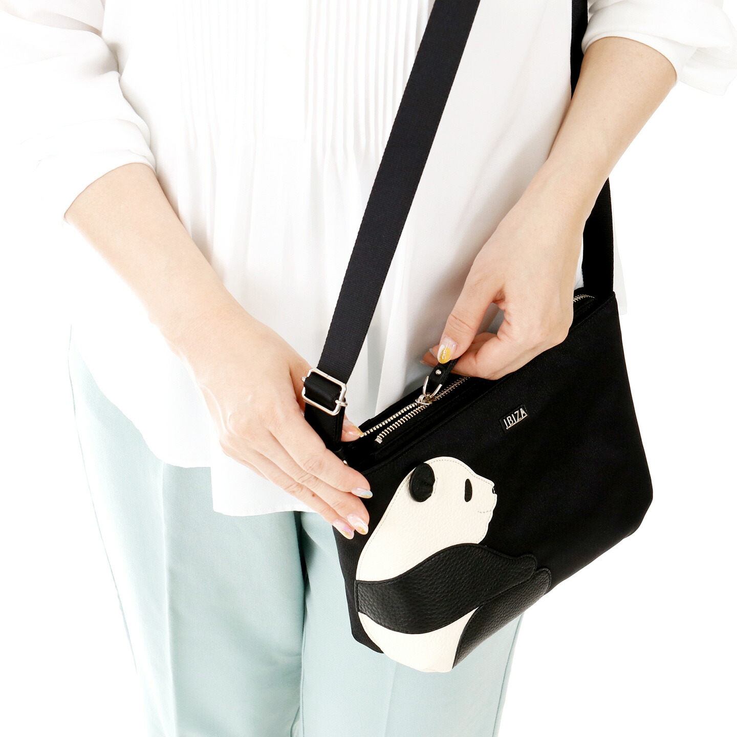 楽天市場】【ポイント3倍】イビサ公式 パンダ ナイロン ショルダー 斜