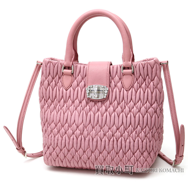 楽天市場】【美品】ミュウミュウ 【MIUMIU】 ナッパ クリスタル