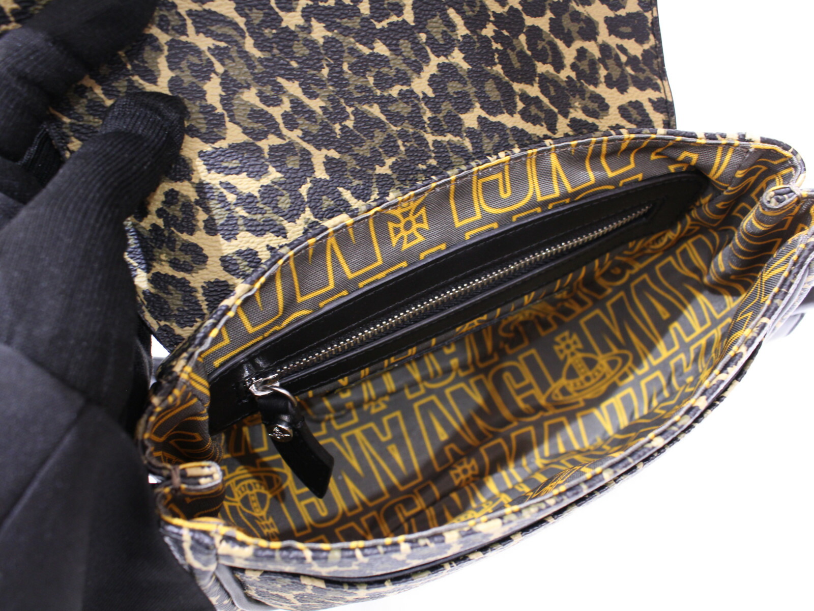 楽天市場】Vivienne Westwood ヴィヴィアンウエストウッド ショルダー