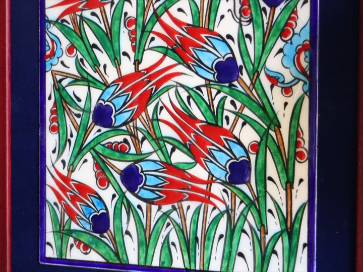 楽天市場】トルコ陶器 手書きタイル 2枚額 H51.5×W32×D1.5cm