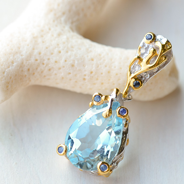 楽天市場】ブルートパーズ＆サファイアペンダントトップ キラキラ