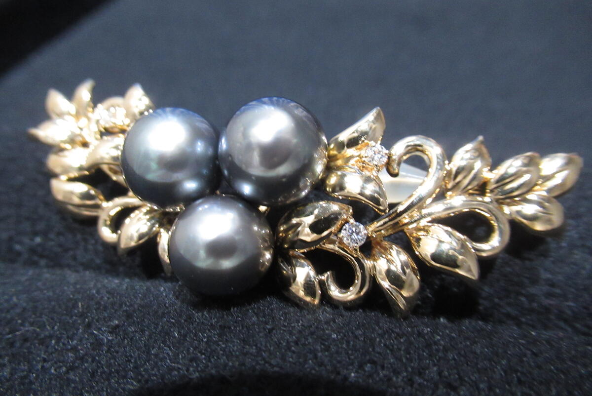 楽天市場】タサキ TASAKI 黒蝶真珠 ブローチ K18 ダイヤモンド 田崎