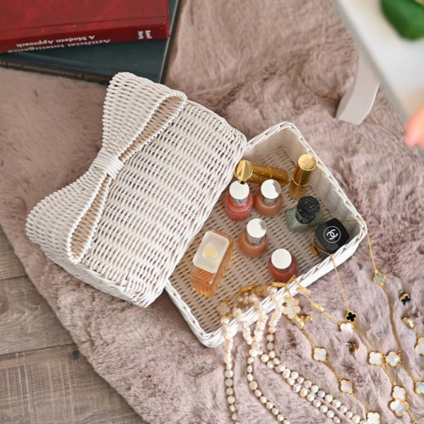 楽天市場】籐 小物入れバスケット フタ付 リボン持ち手 fiore 幅19cm