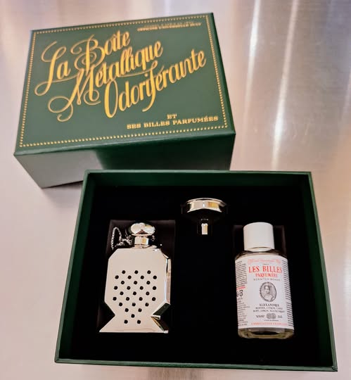 楽天市場】性香水「オー・トリプル」 オフィシーヌ・ユニヴェルセル