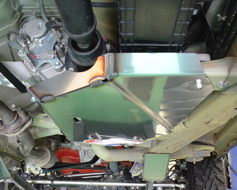 楽天市場】ジムニーJB64, JB74用 トランスファーガード（JB64/JB74