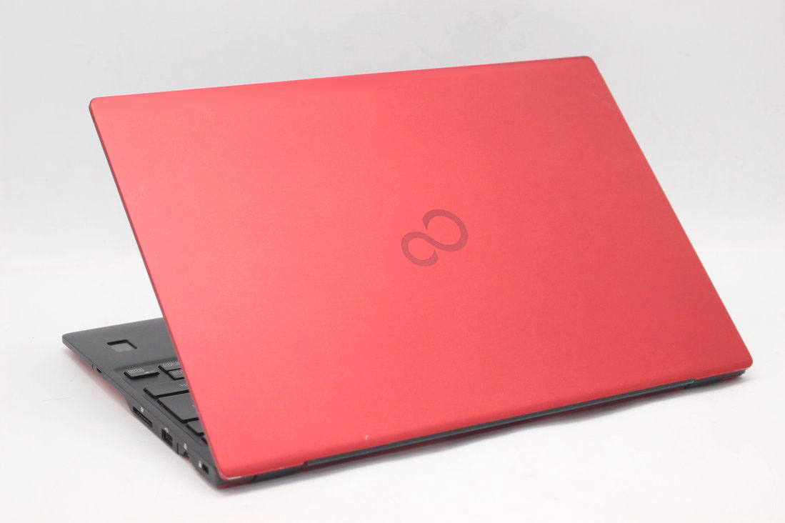 5F1 富士通 赤 レッド ノートパソコン 8GB 高速SSD カメラ付き 5F1