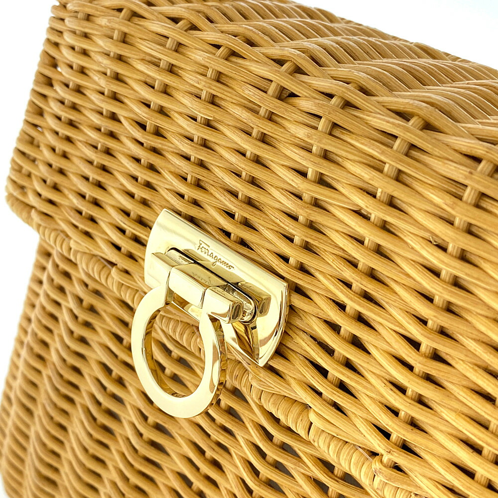 楽天市場】サルヴァトーレフェラガモ ガンチーニ かごバッグ ラタン