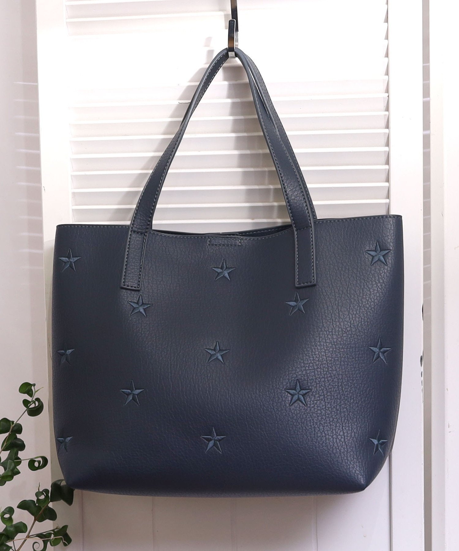 POU DOU DOU｜星柄刺繍フェイクレザートートバッグ/A4対応 | Rakuten