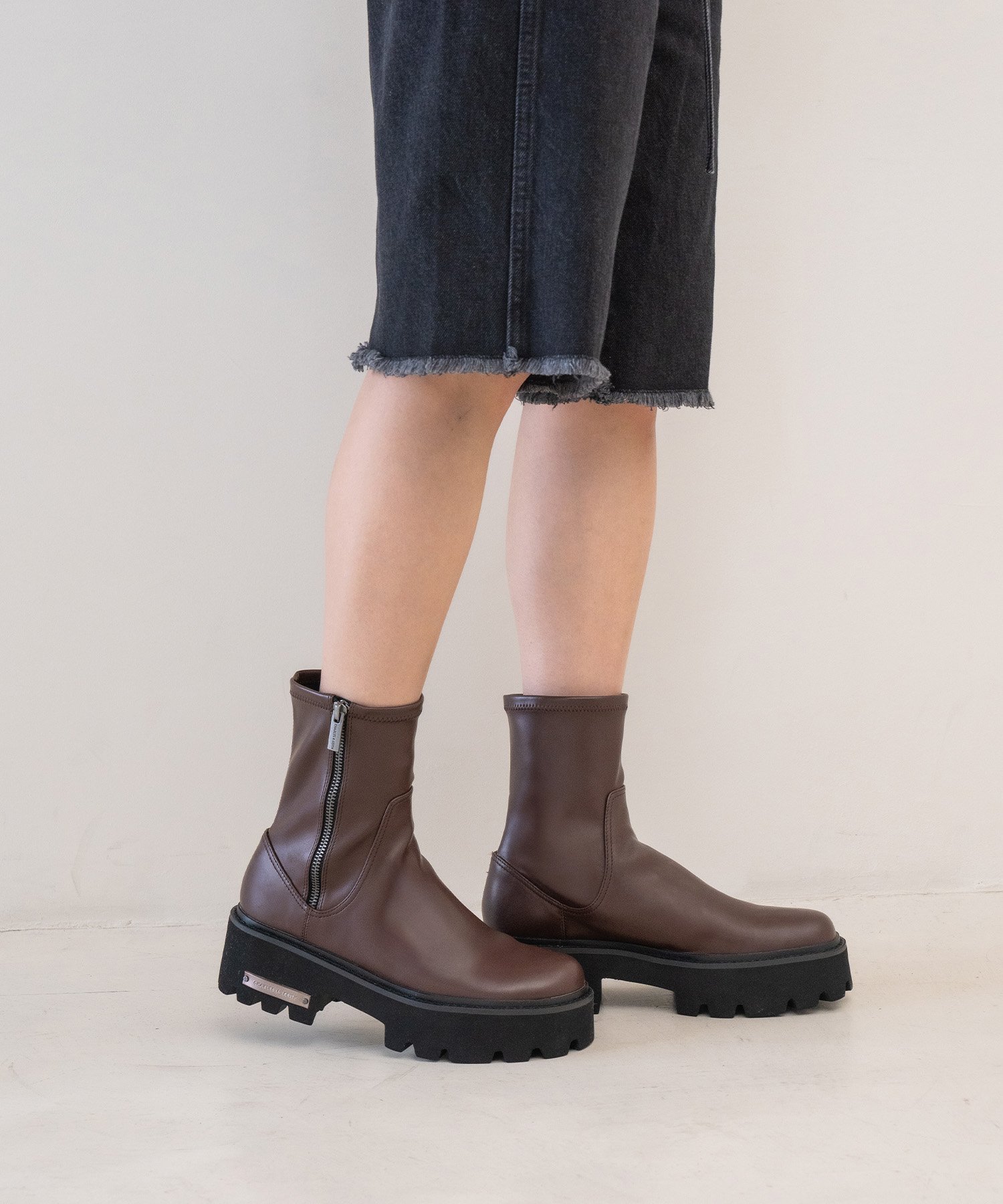 CHARLES & KEITH｜サイドジップ アンクルブーツ | Rakuten Fashion