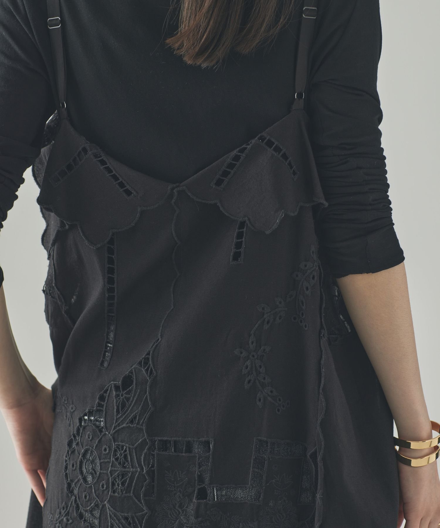 Curensology｜カットワーククロスブラウス | Rakuten Fashion(楽天