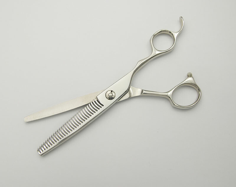 楽天市場】日本の鋏専門メーカー 理美容師専用 /【PF】DEEDS GUZ