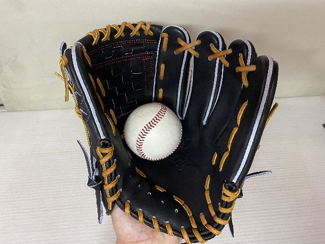 楽天市場】Mago マーゴ 硬式内野手 用グラブ町田友潤モデル 二塁手専用