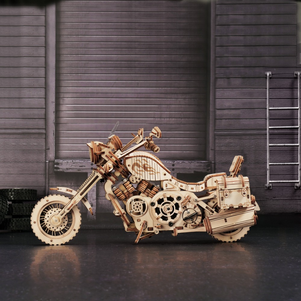 楽天市場】走る！ 驚きの木製バイク模型【公式】つくるんです