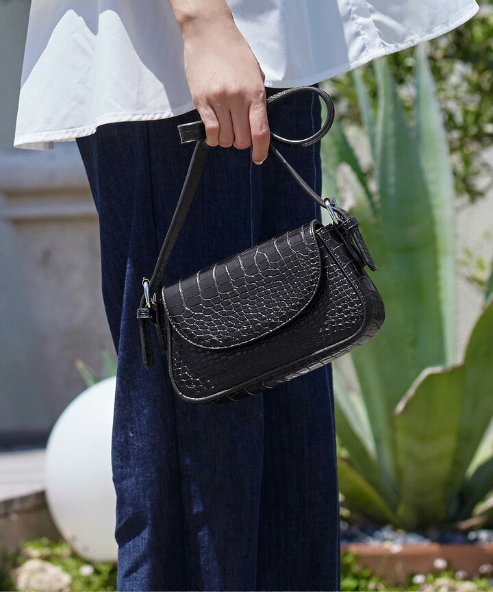 楽天市場】【2TYPE肩紐/ショルダー&斜め掛け】フラップミニバッグ