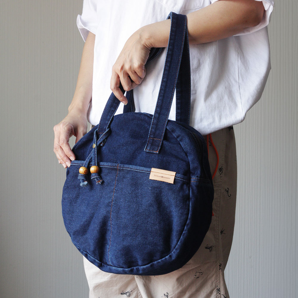楽天市場】まんまるデニム サークルトート 丸型ボストンバッグ 大容量