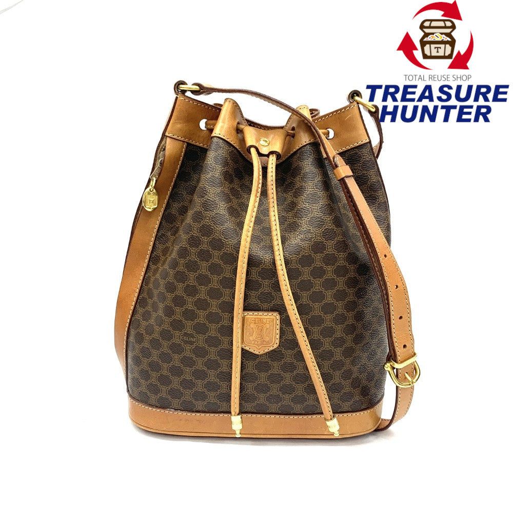 セリーヌ(CELINE) マカダム(macadam) 中古 巾着 ショルダーバッグ