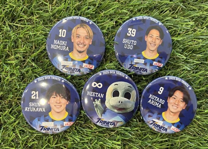 楽天市場】大分トリニータガチャガチャ選手缶バッジ全35種類 1セット