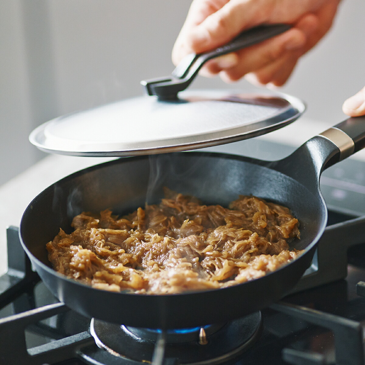 楽天市場】【公式】バーミキュラ フライパン オーブンセーフスキレット