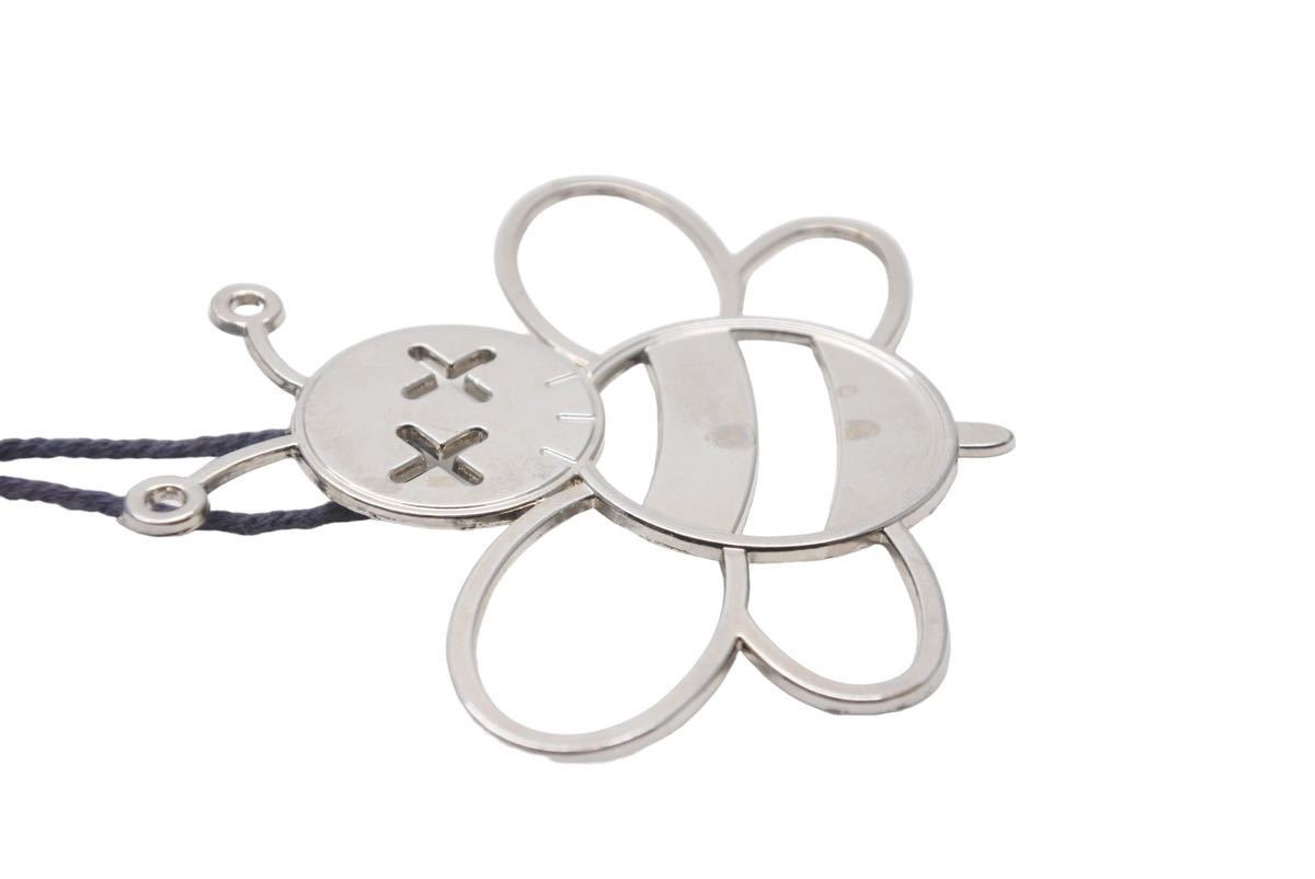 楽天市場】Dior×Kaws Bee Charm カウズ ビーチャーム キーホルダー