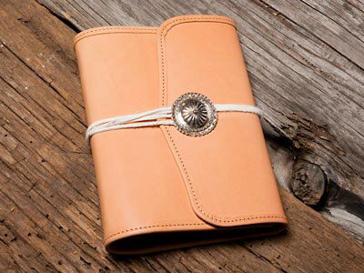 楽天市場】ポイント2倍!!ファーストアローズ コンチョ(L)付 レザー