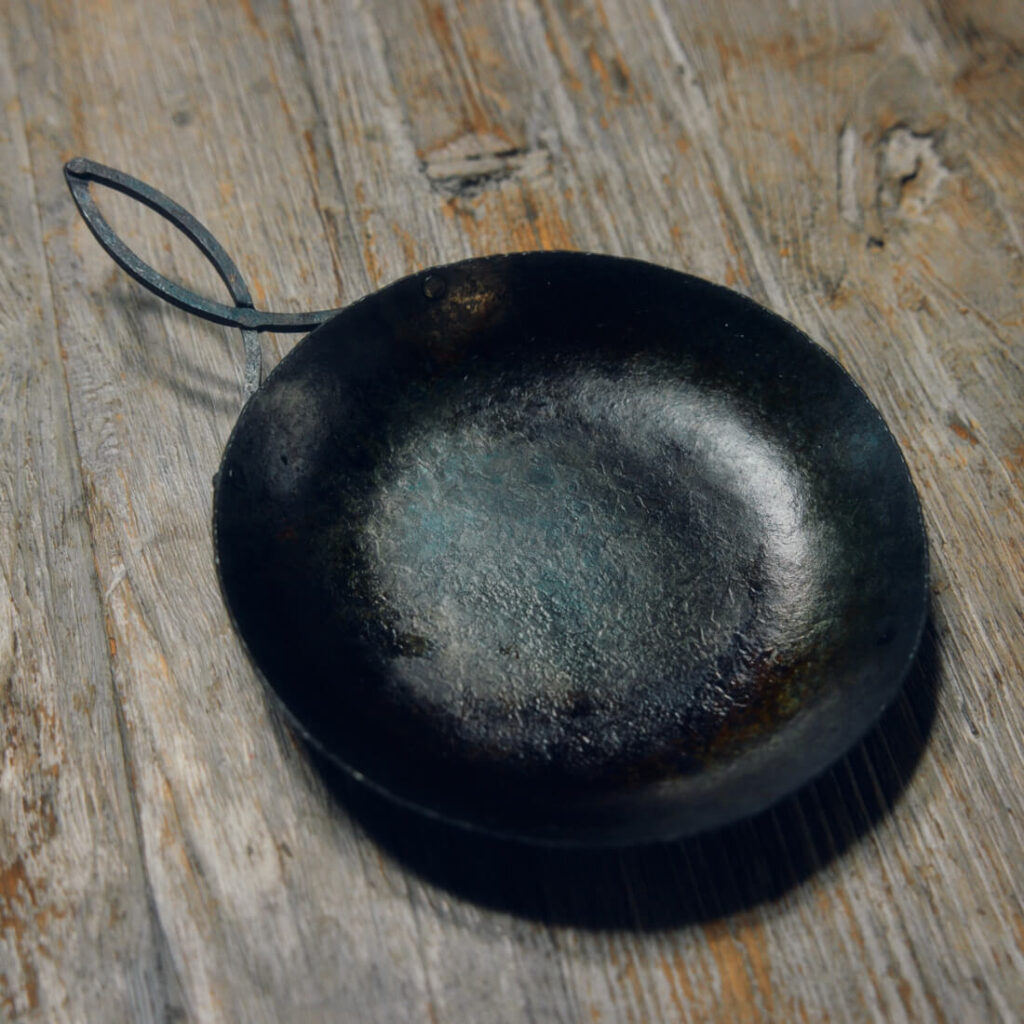 成田理俊さんの 鉄のフライパン | 続magazine