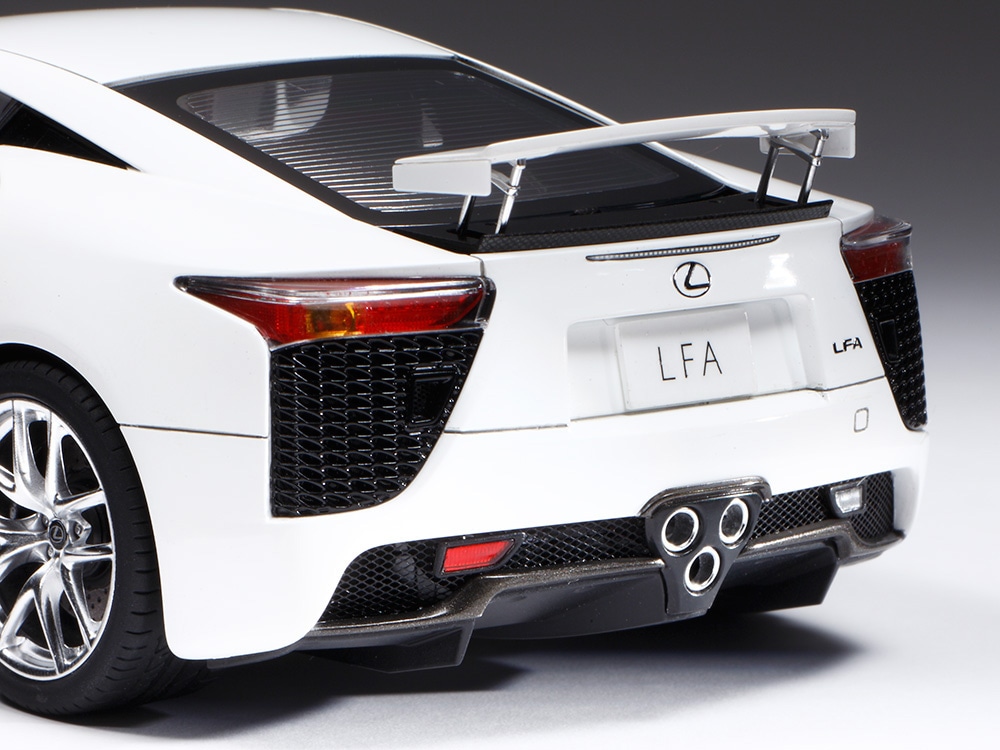 24319 1/24 レクサス LFA【24319:4950344243198】｜タミヤ（TAMIYA）