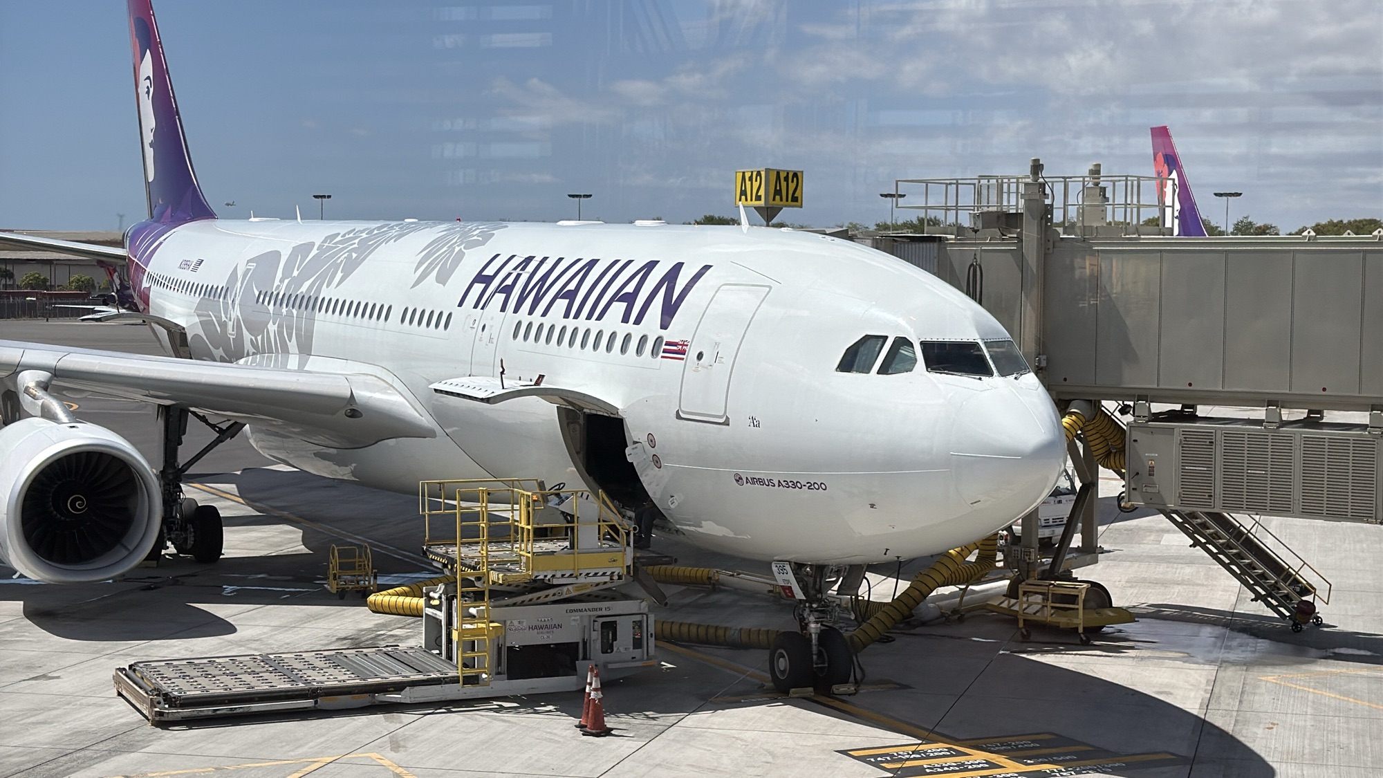 Hawaiian Airlines Business Class Airbus A330-200 | Honolulu to