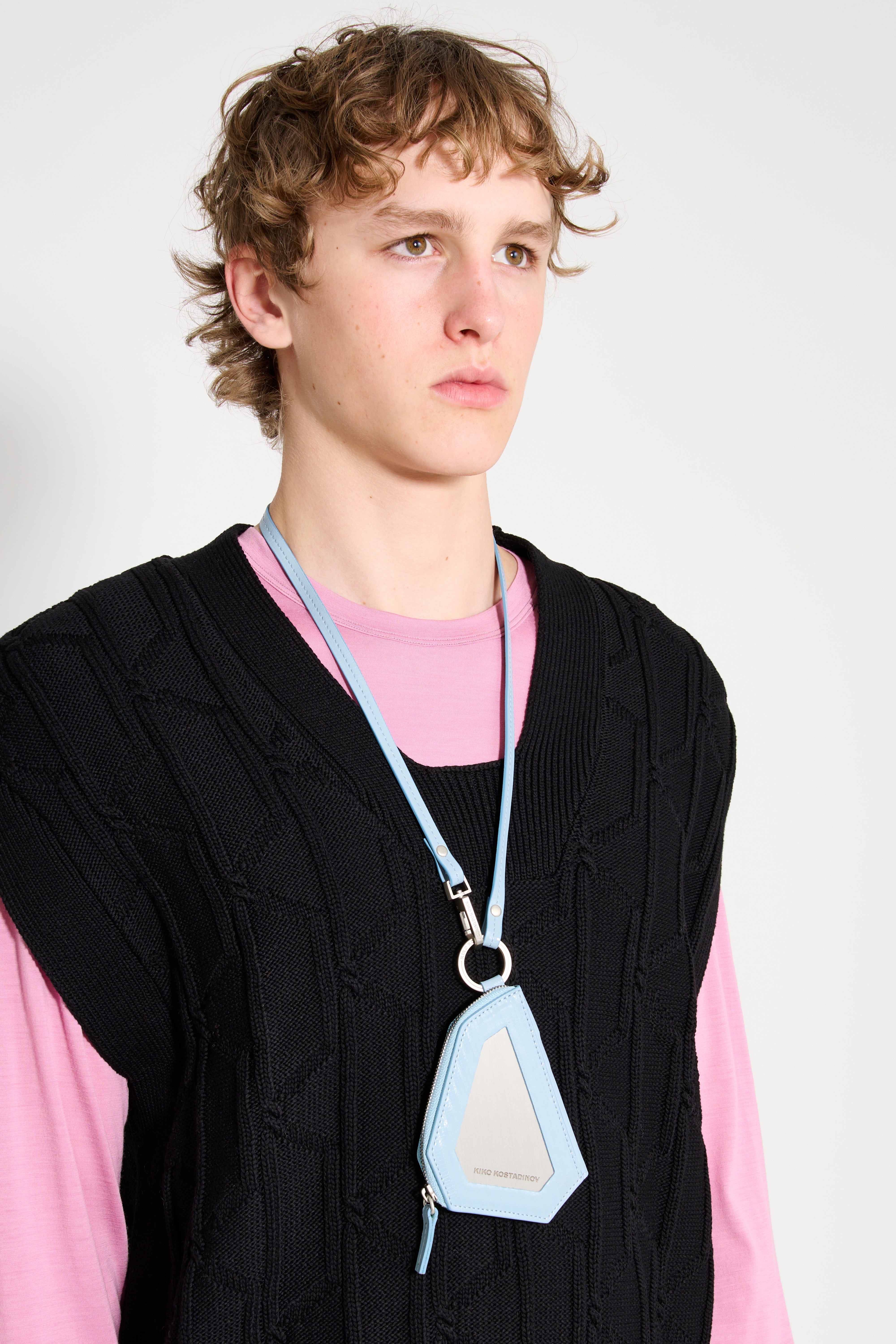 Kiko Kostadinov Ohne Keycase Grey Blue – Très Bien