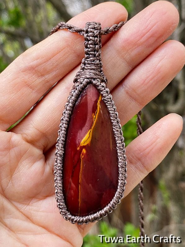 石全長5cm大ぶり【プラス思考へ導く】高品質 大地の石ムーカイト