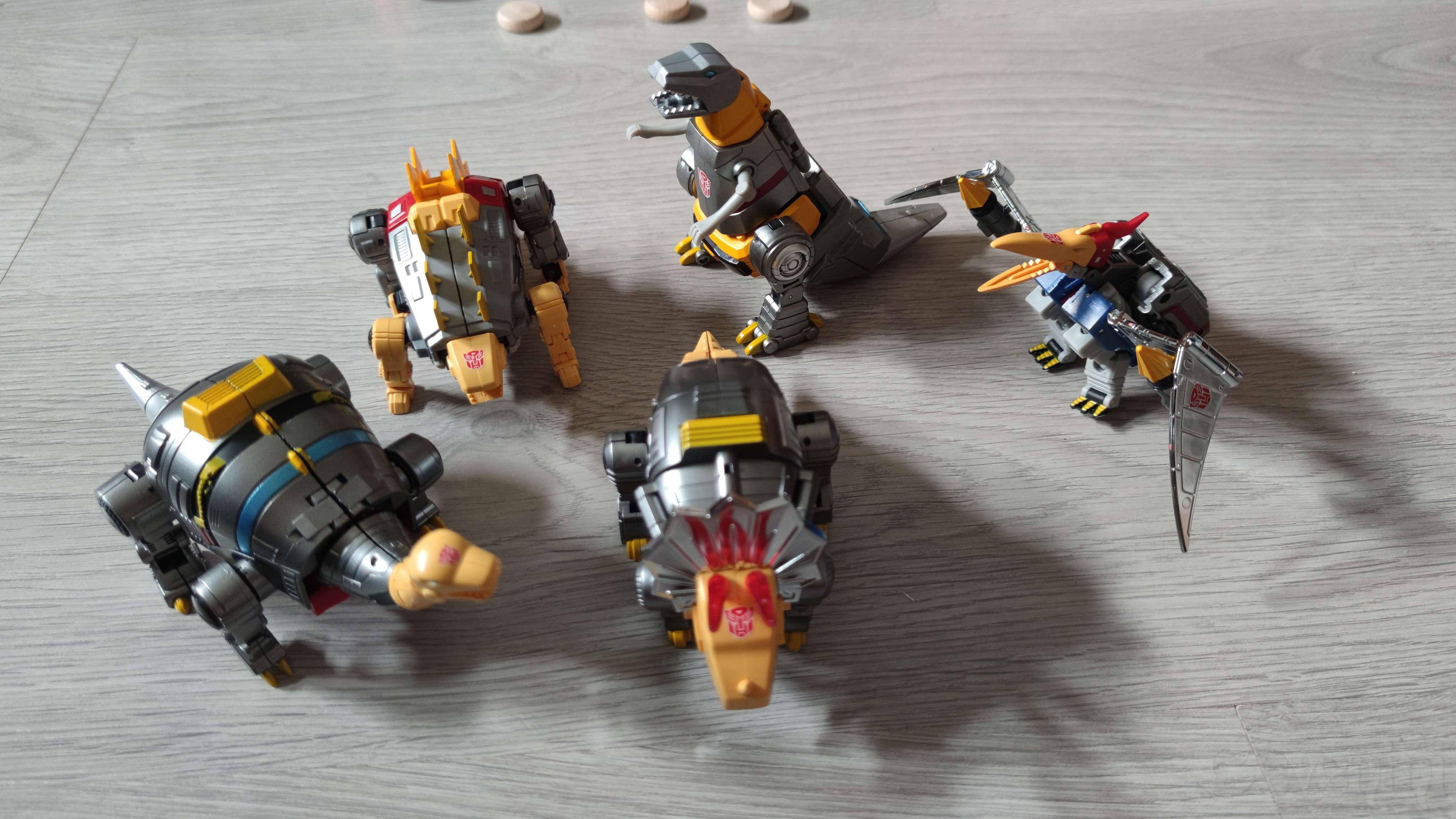 Reviews of DX9 Toys War in Pocket Dinobots Set of 5 (X18 Bumper