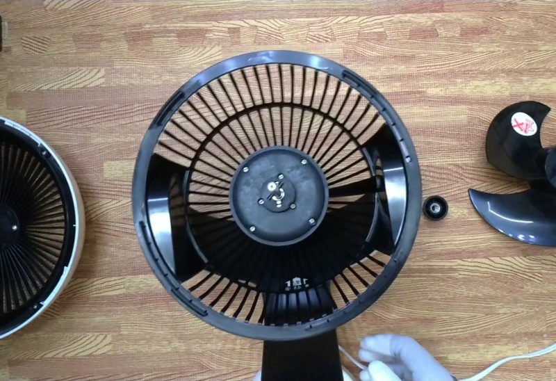 ユーイング壁掛け扇風機UF-DWR18Mレビュー・ラブリコと組み合わせて